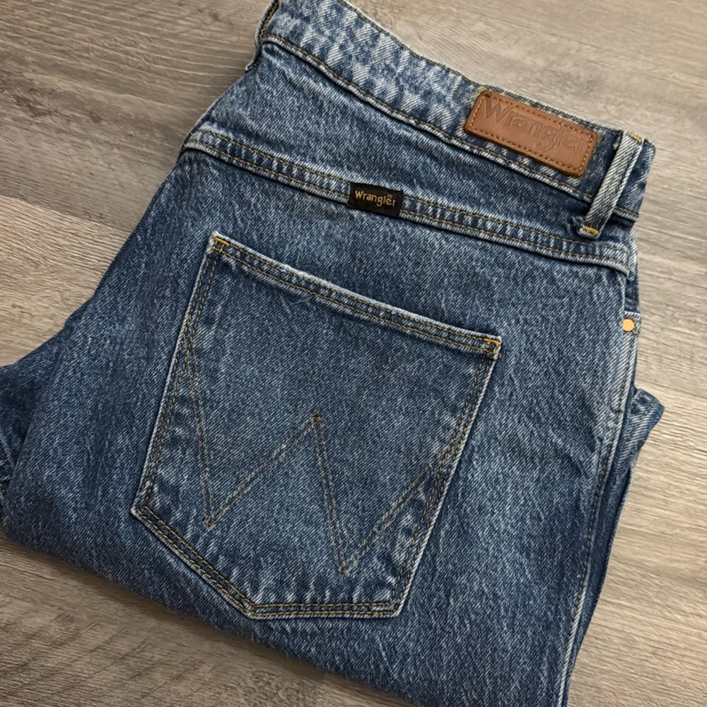 Wrangler mom fit jeans